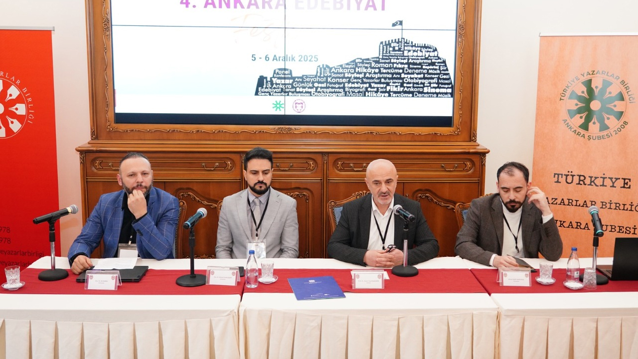 Ankara Edebiyat Festivali’nde D. Mehmet Doğan’a vefa