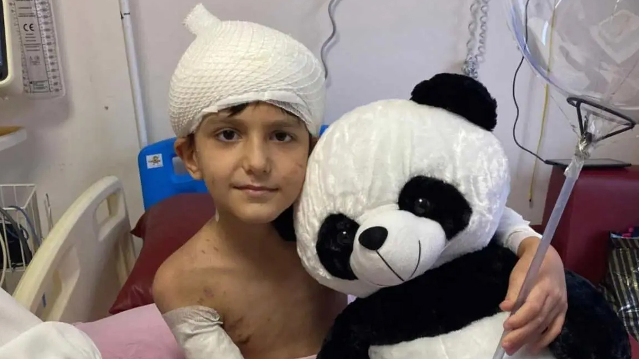 Minik Tunahan’ın babası Etimesgut’taki yaralı çocukları ziyaret etti