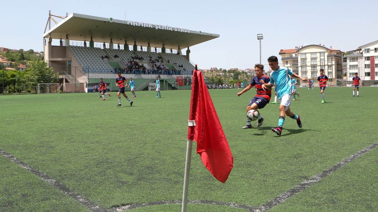 Mamak'ta futbol heyecanı: Büyük final 30 Ağustos'ta