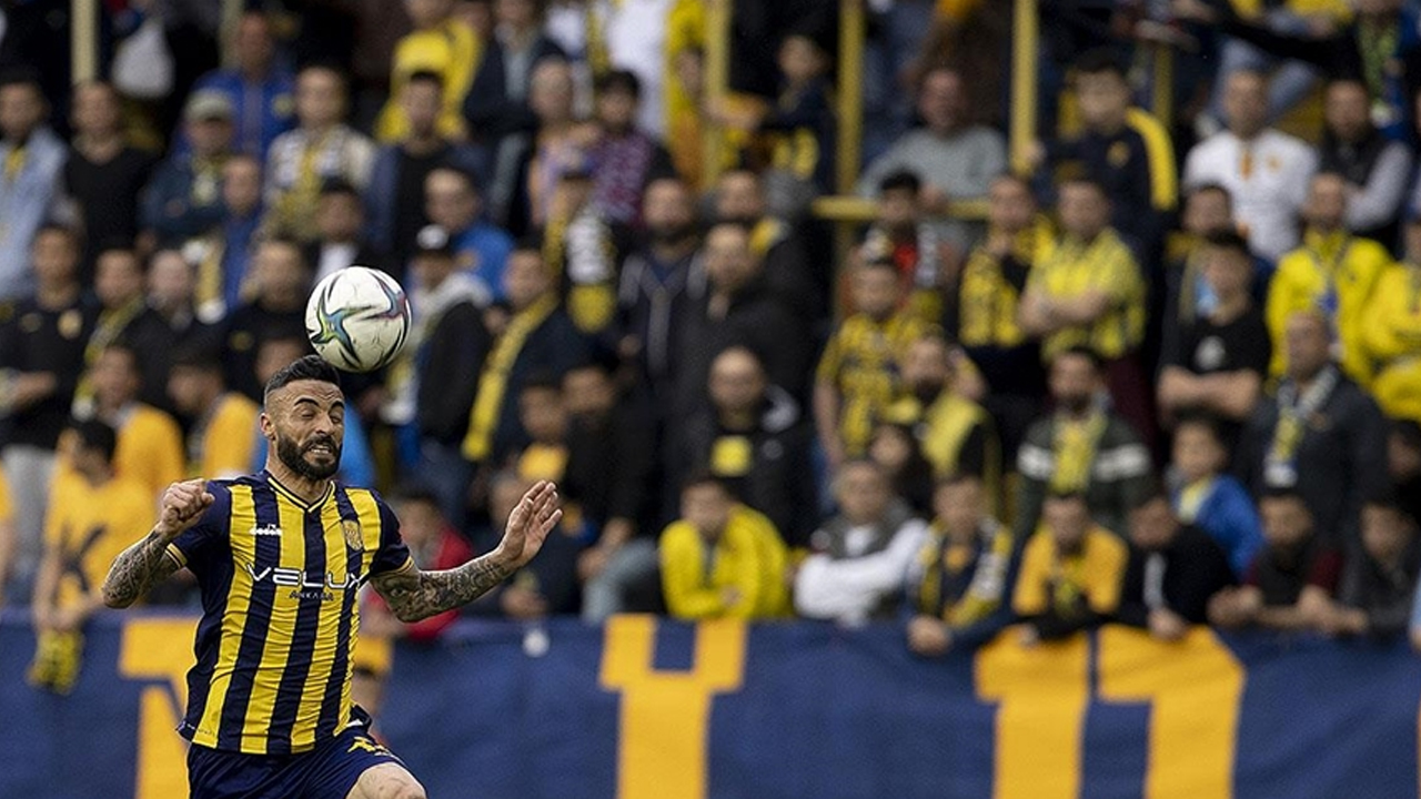 Ankaragücü’nden hakeme sert tepki: 12 kişiye karşı mücadele ettik