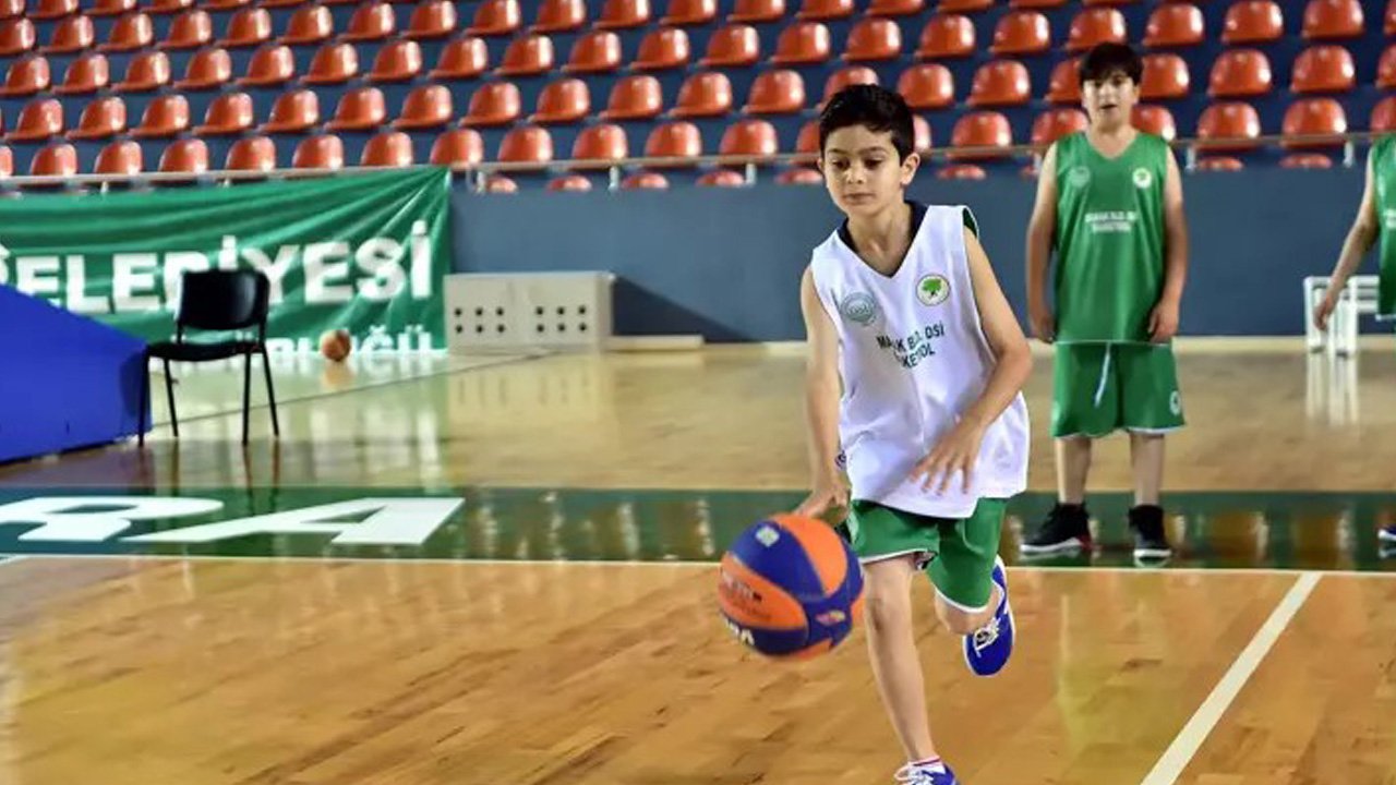 Mamak'ta genç basketbolcular aranıyor