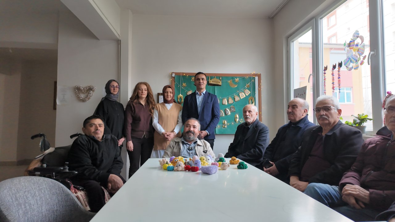 Depremzede çocuklar için oyuncak kampanyası