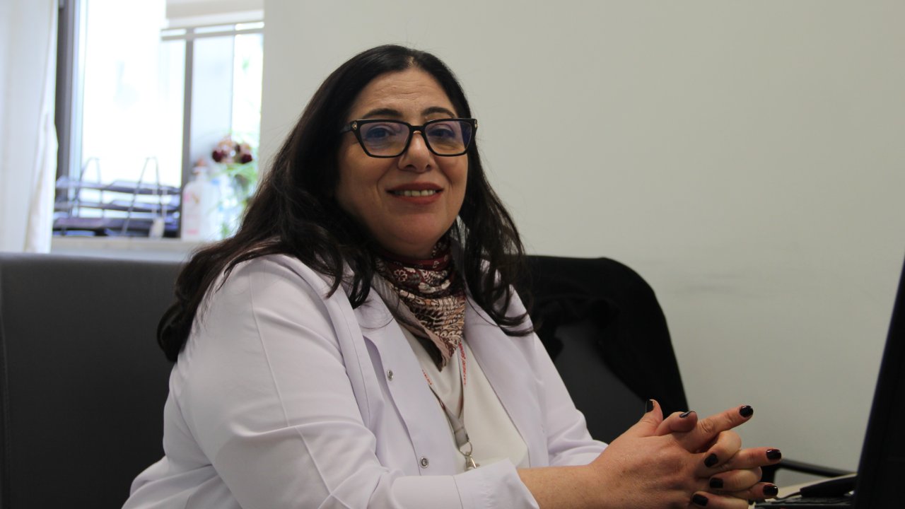 Mehmetçik Kıbrıs'ta enkazdan çıkartmıştı: O şimdi doktor