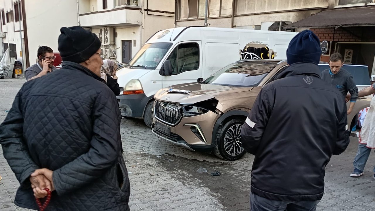 Beypazarı'nda kadın sürücü ortalığı savaş alanına çevirdi!