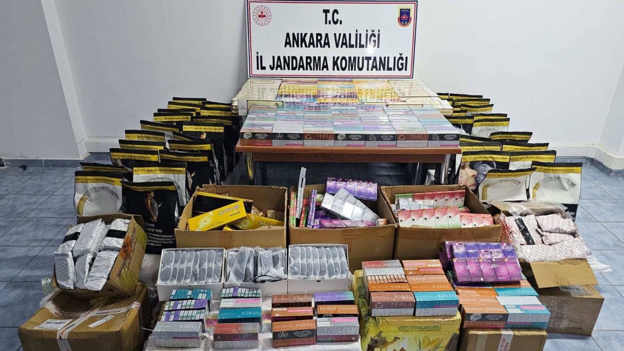 Ankara'da binlerce kaçak güneş gözlüğü ele geçirildi