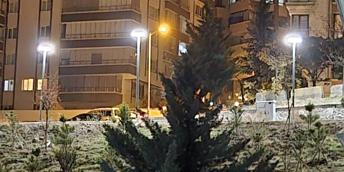 Çankaya'da park ışıkları mahalleliyi rahatsız etti: ABB'ye başvurdular