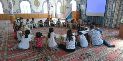 Kendi kendine yeten cami