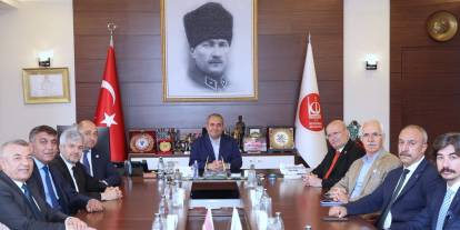 Ankaralı patronlar Keçiören Belediyesi'ni ziyaret etti