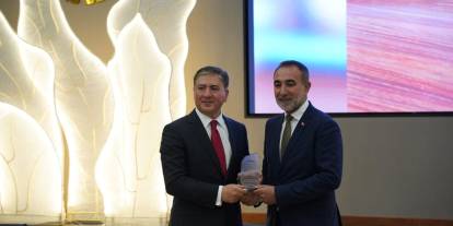 "Yılın Hayırseveri" ödülü Kırşehirli iş insanı Mustafa Düğer’e verildi