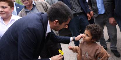 Hüseyin Can Güner Karataş Mahallesi’nde vatandaşlarla buluştu