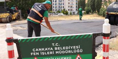 Çankaya Belediyesi Alacaatlı'da asfaltları yeniledi