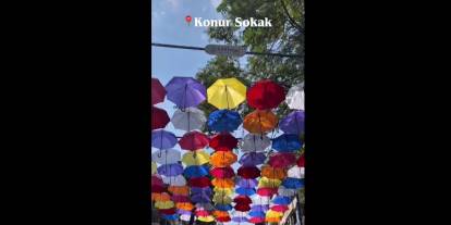Konur Sokak rengarenk şemsiyelerle süslendi, ortam serinledi