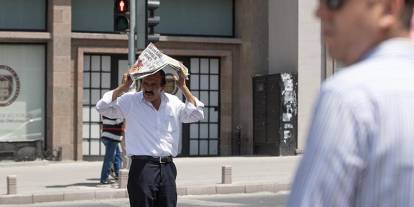 Ankara sıcak havaya teslim: İşçiler öğle saatlerinde çalışmayacak