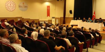 Mamak’ta muhtarlar toplandı: Başkan ve Kaymakam da katıldı
