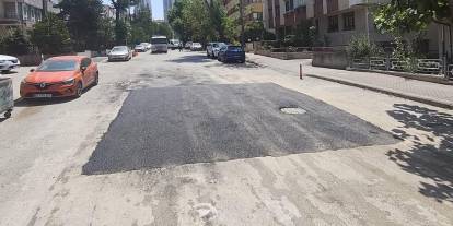 Çankaya’da doçent şikayet etti: Ekipler bozuk yolu onardı