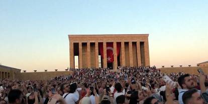 Anıtkabir’e 30 Ağustos’ta rekor ziyaret