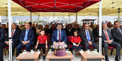 Ankara Valisi Vasip Şahin İlköğretim Haftası programına katıldı