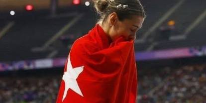 Ankaralı sporcu Dünya rekoru kırdı: Aski Spor gururlu
