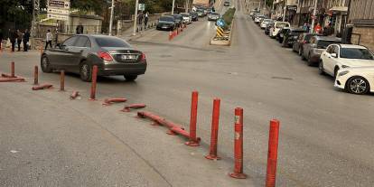 Ulus’ta kırılan dubalar onarıldı: Vatandaş şikayet etmişti