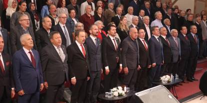 İYİ Parti Etimesgut'ta Mehmet Kılıç yeniden başkanlığa seçildi