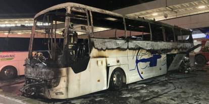 AŞTİ'de otobüs yandı, yürekler ağza geldi!