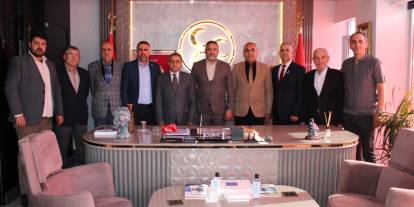 Mamaklı Kırşehirliler Başkan Erkan Koçyiğit’i ziyaret etti