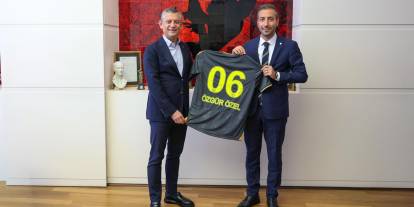 Görevi bırakan Ankaragücü başkanı taraftardan helallik istedi
