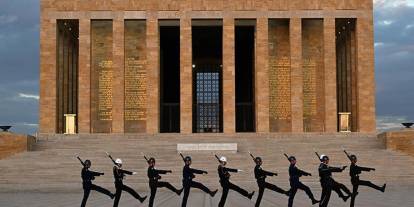 Ankara'daki CHP'liler 29 Ekim'de Anıtkabir'e yürüme kararı aldı