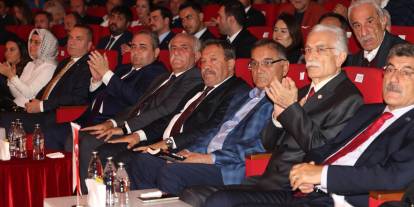 Ankara’da siyasetçiler Gün Sazak'ı anmak için bir araya geldi