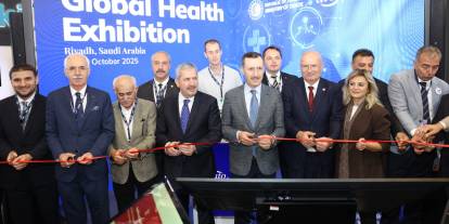 Ankaralı patronlar Arabistan'daki fuarda stand açtı