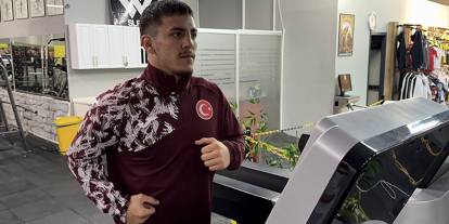 ASKİ Sporlu Tolga Özbek dünya üçüncüsü oldu