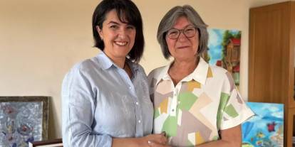 Kanseri sanatla yendi: Gülümser Öğretmen hayata resimle tutundu