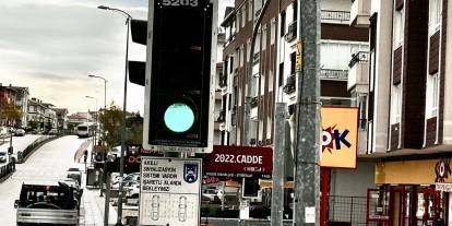Vatandaş haklıymış: Ankara trafiğinde kırmızı ışıklar uzun sürüyor