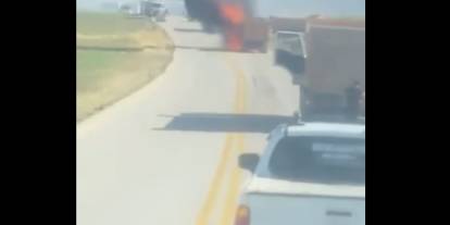 Etimesgut'ta Enver Demirel'in köyünde tır alev alev yandı