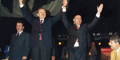 Eleştirilerin odağındaki Turgut Altınok, Cumhurbaşkanı Erdoğan ile fotoğrafını paylaştı