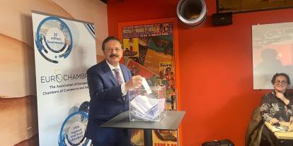 Türk iş insanı Avrupa'daki koltuğunu korudu: 45 ülkeyi temsil edecek