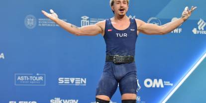 ASKİ sporcusu Y. Fehmi Genç Riyad'da altın madalya kazandı