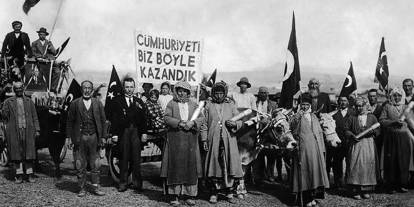 Etimesgut Kaymakamı Özlem Bozkurt 10 Kasım mesajı yayınladı