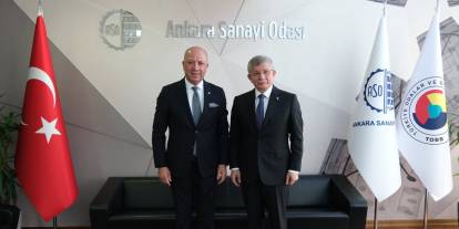 Ahmet Davutoğlu Ankara Sanayi Odası’nı ziyaret etti