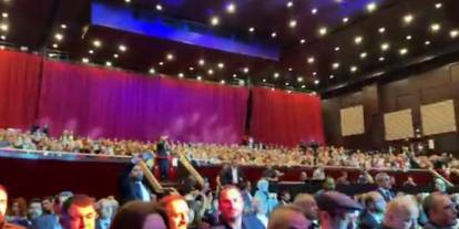 İYİ Parti çözülüyor: İstanbul Kongresi'nde salon boş kaldı