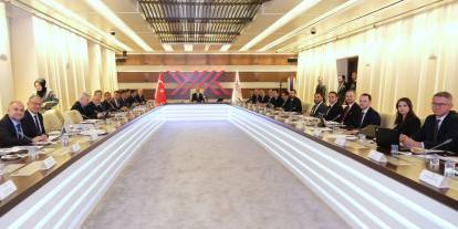 YÖK'te kritik toplantı: Ankaralı sanayicilerle görüştüler