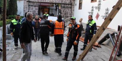 Hamamönü karıştı: Neyhane Kültür Evi boşaltıldı