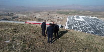 Özbekistan Büyükelçisi Temelli’de organize sanayi bölgesini gezdi