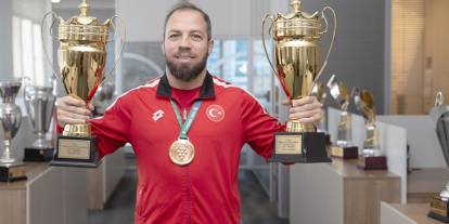 ASKİ Spor’un gururu: Oğuz Dönder Tokyo’dan madalya ile döndü