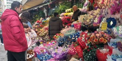 Ankara’daki çiçekçilerde Öğretmenler Günü yoğunluğu yaşanıyor