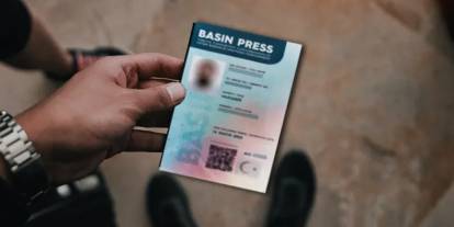 Gazetecilik kriterleri değişiyor: Lisans mezunu herkes basın kartı alabilecek