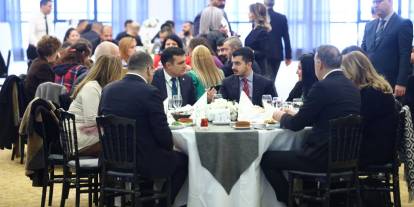 Başkan Güner muhtarlarla 2025’i değerlendirip, 2026’yı planlıyor