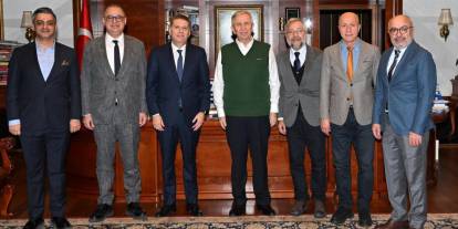 Gençlerbirliği Yönetimi Mansur Yavaş’ı ziyaret etti