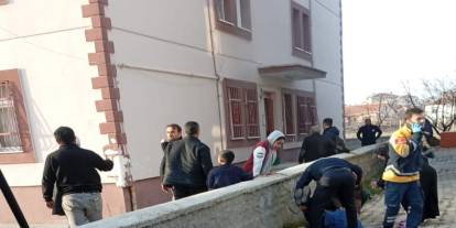 Çubuk’ta korkutan yangın: Anne ve 3 çocuğu etkilendi