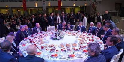 Cevdet Yılmaz ESYAV’ın iftarına katıldı